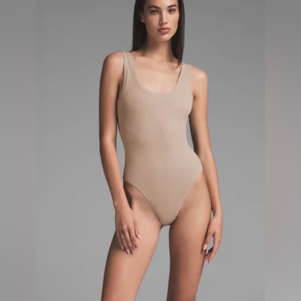 Skims cotton rib tank bodysuit size small latte.